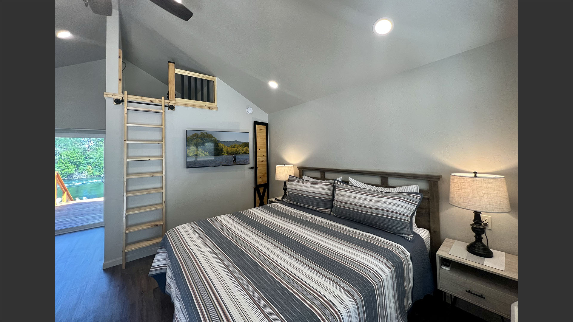 Cabin 3 loft studio king bed