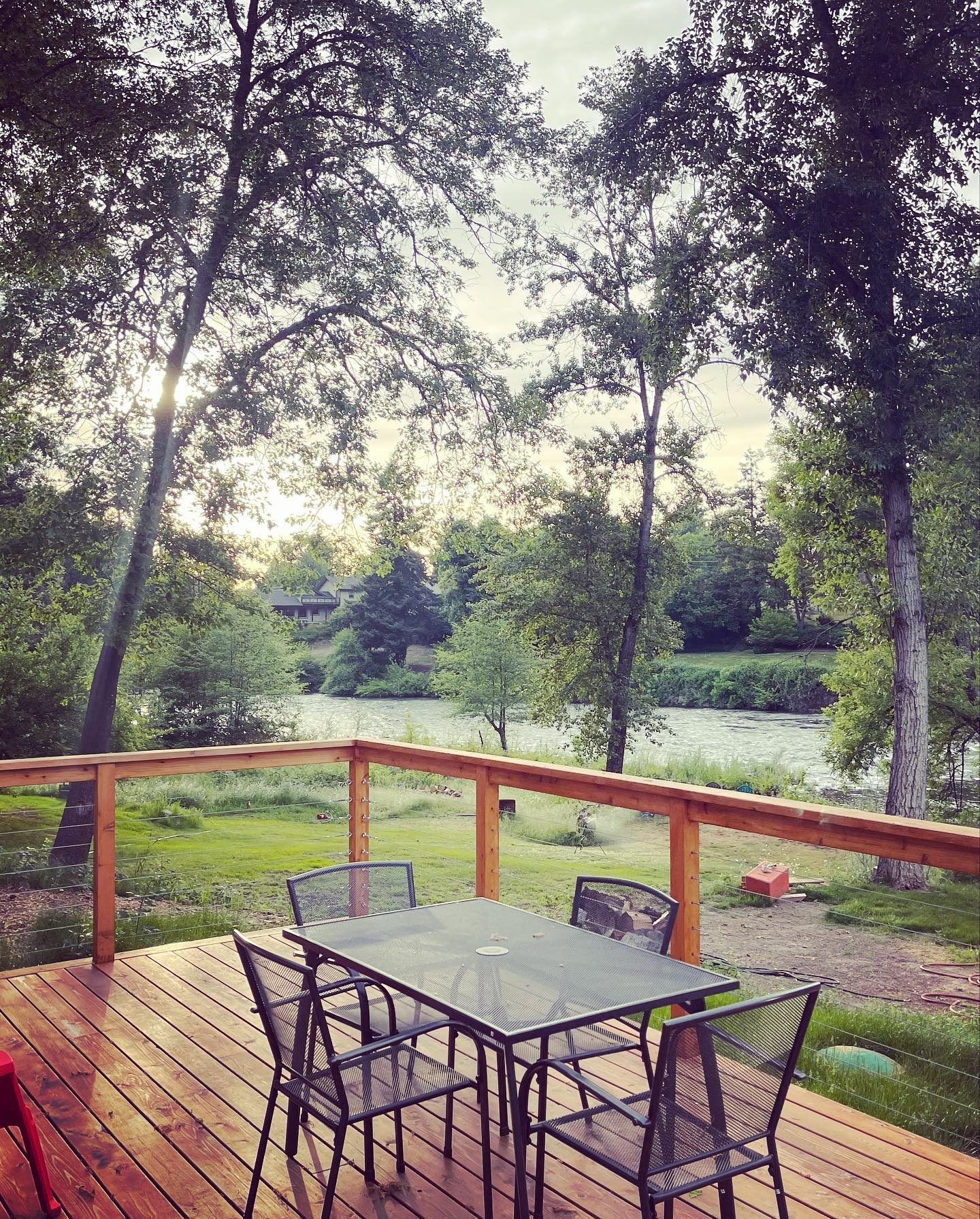 Rogue River Resort
